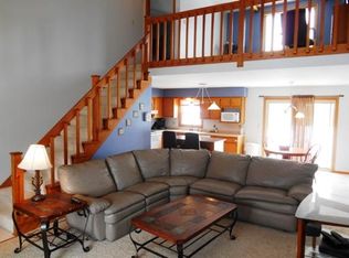 W153N7687 Meadow Lark Ln, Menomonee Falls, WI 53051