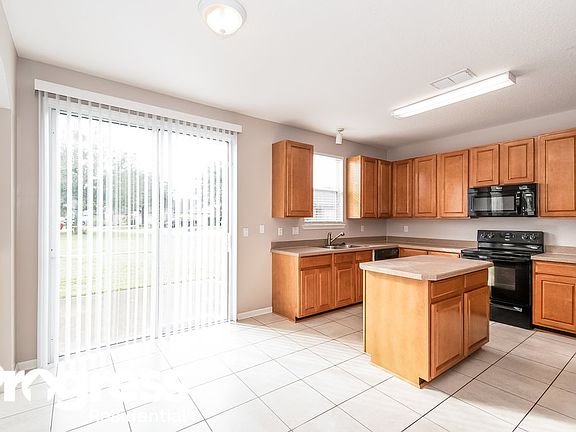 5th image of 768 Turkey Pointe Dr