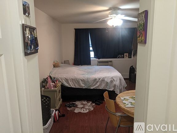 2nd image of 1111 W Hollywood Ave #205
