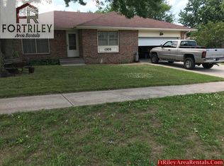 1309 Skyline Dr, Junction City, KS 66441