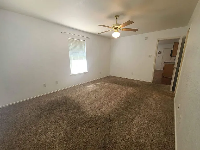 4505 Aspen Dr — Photo 9
