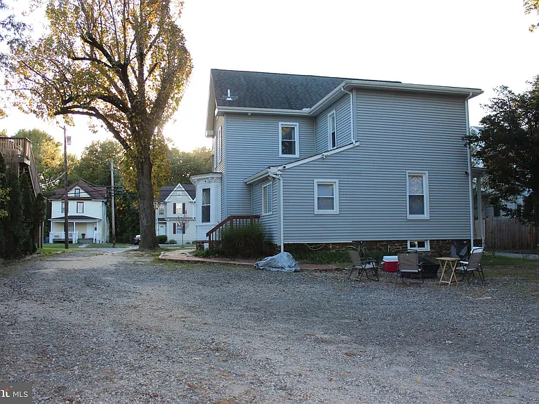 34 Delsea Dr S #B — Photo 23