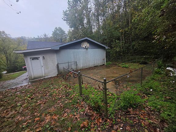 3rd image of 11 Carnation Rd