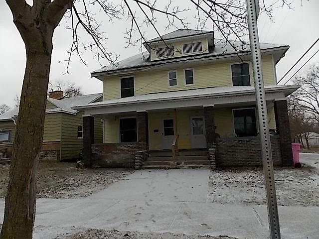 2nd image of 313 N 2nd St