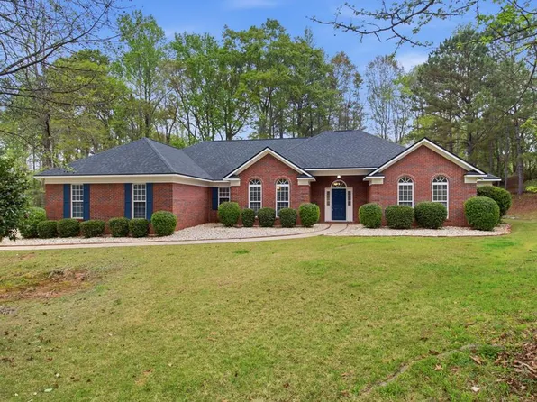 1045 King Place Dr, Columbus, GA 31904