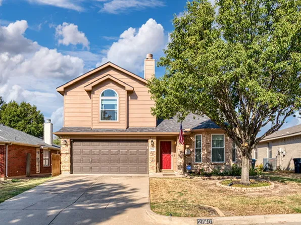 2740 Briscoe Dr, Fort Worth, TX 76108