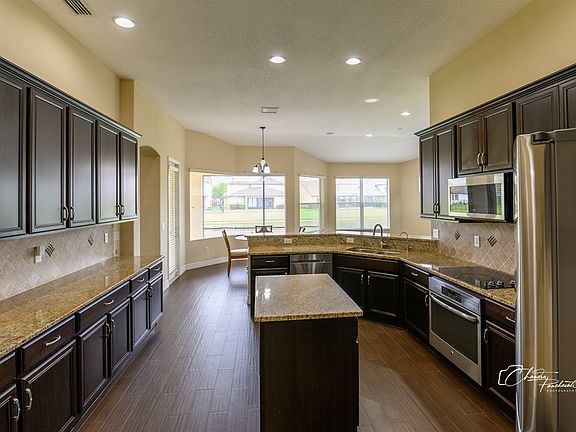 4th image of 19305 Yellow Clover Dr