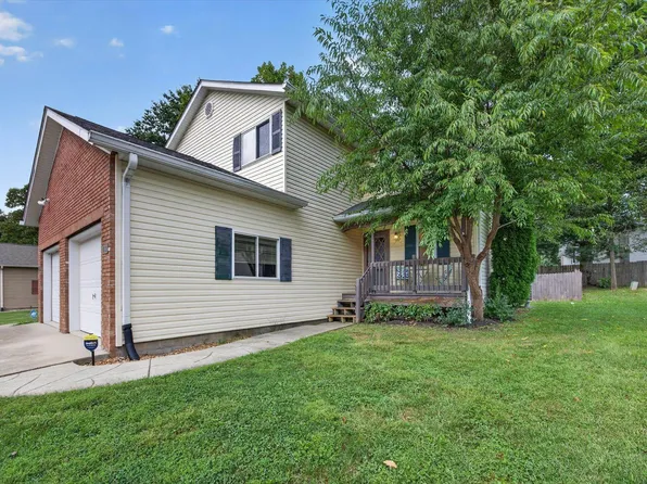 1037 N Forest View Dr, Ellettsville, IN 47429