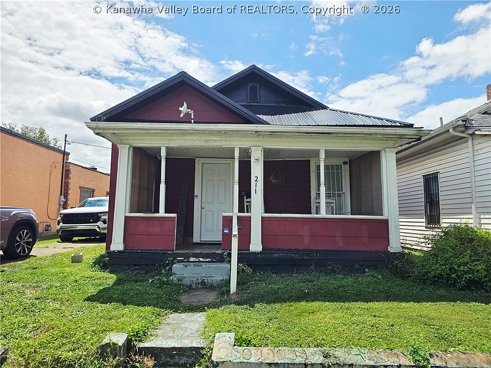 1st image of 211 Division St