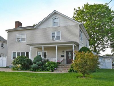 24 Prospect Avenue, Glen Cove, NY, 11542