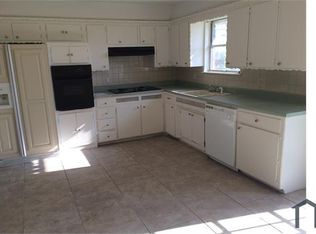 6006 S Hillcrest Dr, Oklahoma City, OK 73159