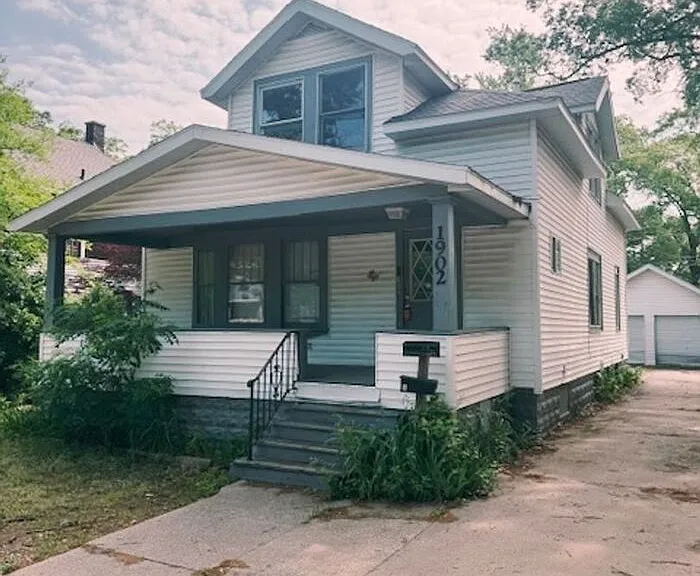 1902 Jefferson St #2 — Photo 9