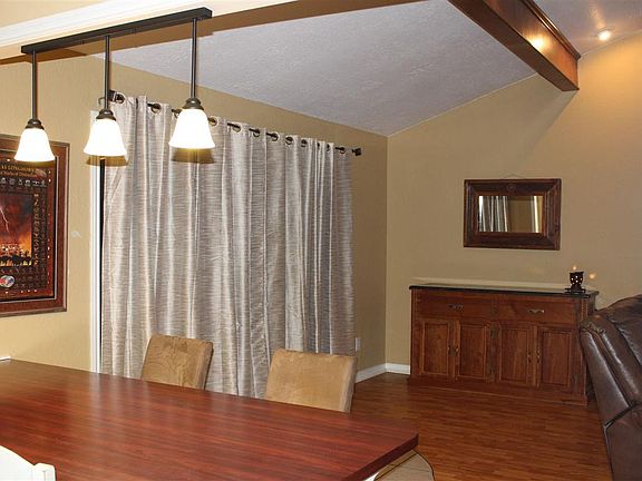 3rd image of 3109 Crestridge Dr