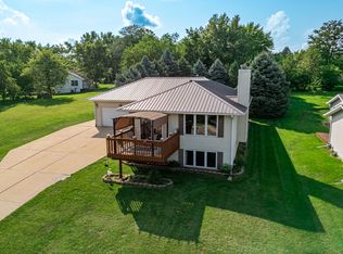 1726 Baintree Rd, Davis, IL 61019