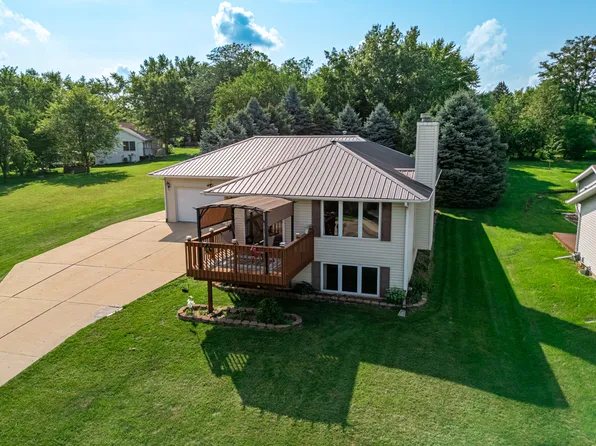 1726 Baintree Rd, Davis, IL 61019