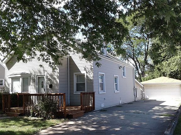 2nd image of 3104 W 114th St