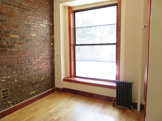 Rented by Majesty Management | media 15