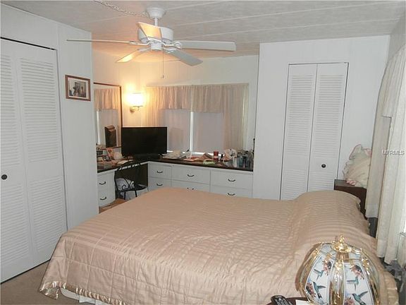 4th image of 3225 Channing Dr