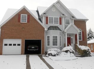 4400 Greenfield Way Dr, Winston Salem, NC 27103