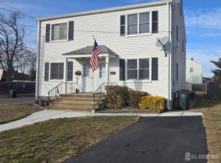 38 Martin Ter, Woodbridge, NJ 07095