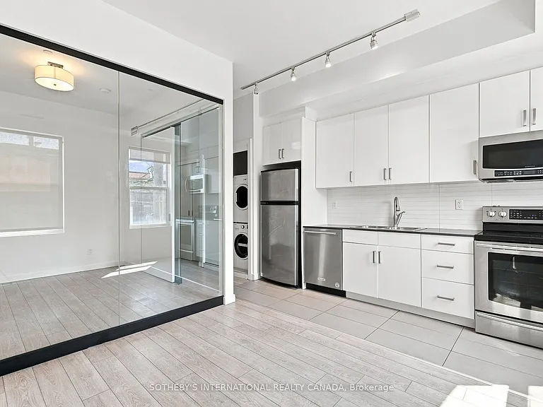 433 Parliament St #201 — Photo 4