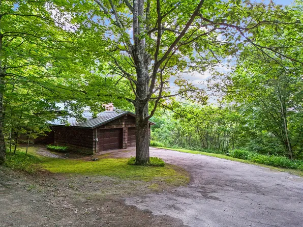 221 Pease Hill Road, Monmouth, ME 04259