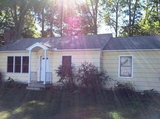 34 Berkshire Ter, Amherst, MA 01002