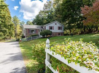 41 Horseshoe Rd, Millbrook, NY 12545