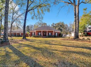 10491 Hunters Ridge Dr, Mobile, AL 36695