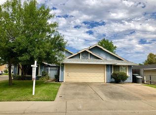 6908 2nd St, Rio Linda, CA 95673