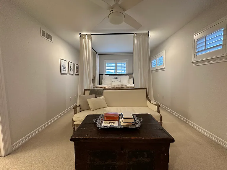 2411 S Race St — Photo 19