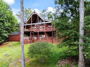 40 Crab Apple Ln, Murphy, NC 28906