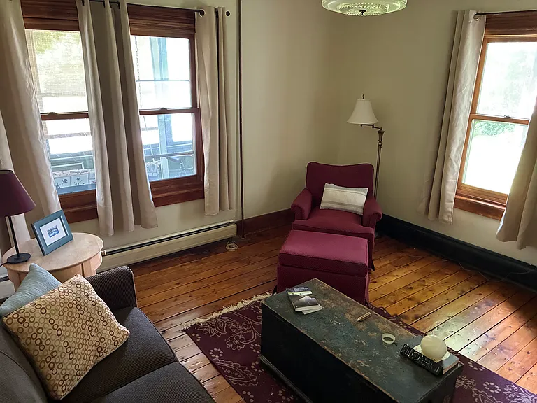 34 Maple St #A — Photo 3