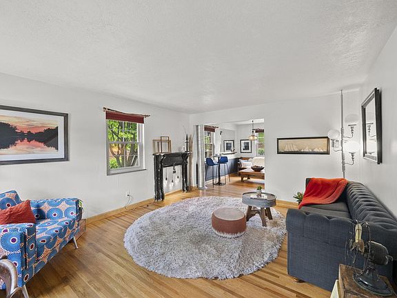 3rd image of 1790 Northwest Ct APT F