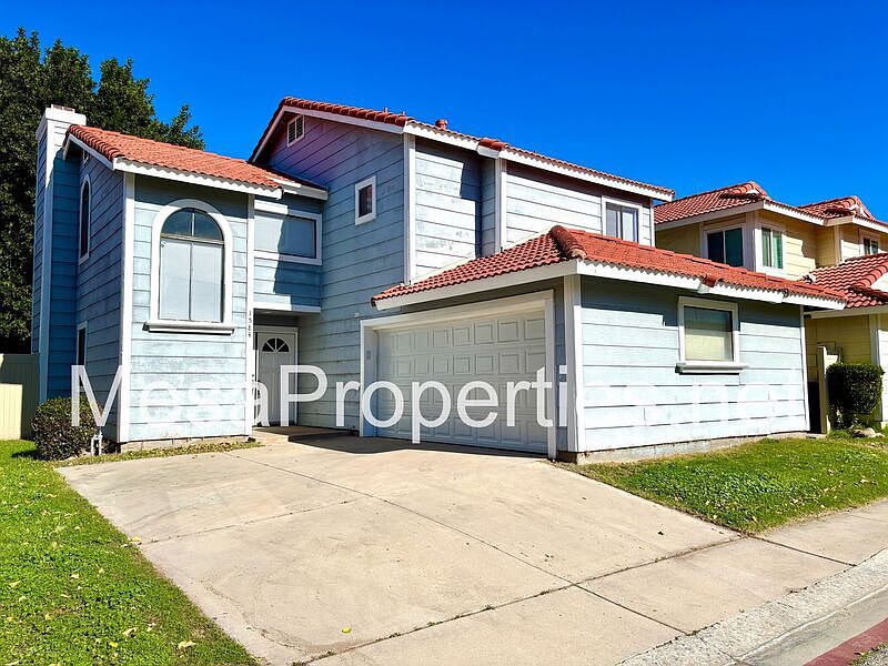 1st image of 1584 Sycamore Ln
