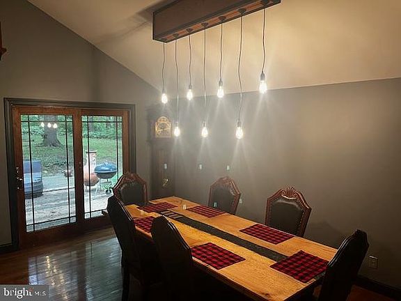 2nd image of 114 Wynnewood Dr