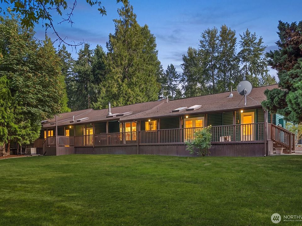 1st image of 32113 98th Avenue E