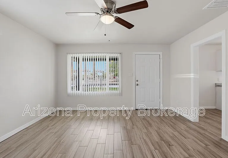 805 E Turney Ave #4 — Photo 5