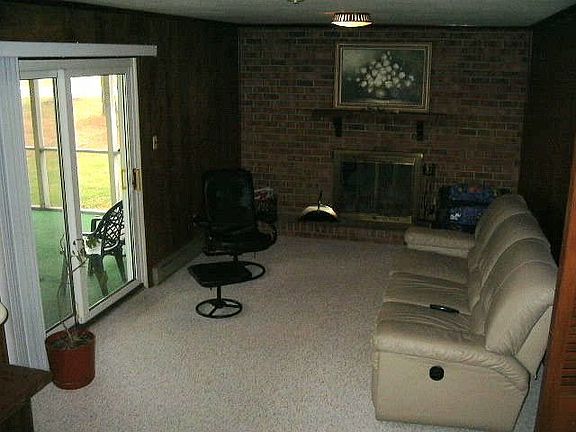 4th image of 9301 Electra Ln