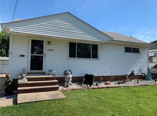 29951 Regent Rd, Wickliffe, OH 44092