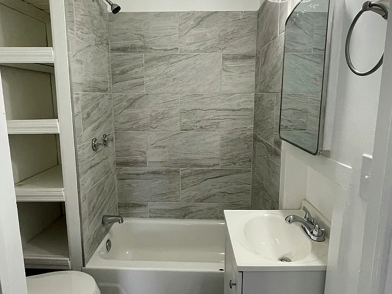 612 W Norris St #3 — Photo 12