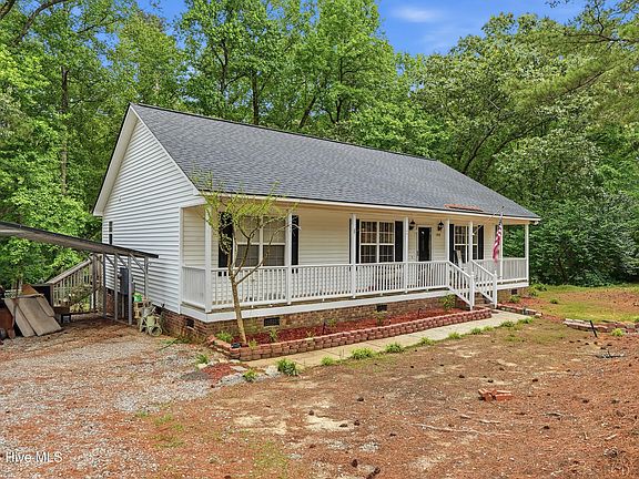 4th image of 132 Hilltop Drive
