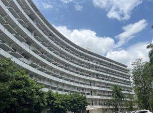 Eugenio Maria De Hostos #B715, San Juan, PR 00918