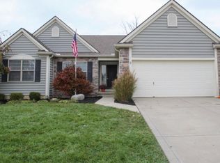 352 Rolling Acre Dr, Lithopolis, OH 43136