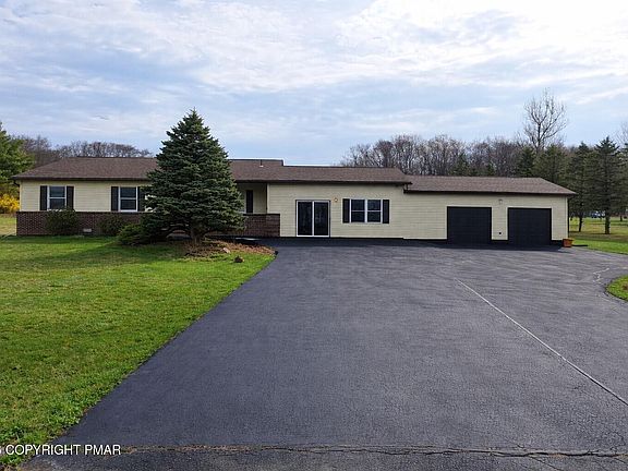 2nd image of 125 Clearview Rd