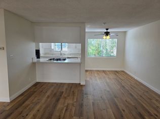 TUS1120, Tustin, CA 92780