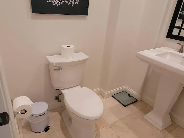 Main bathroom