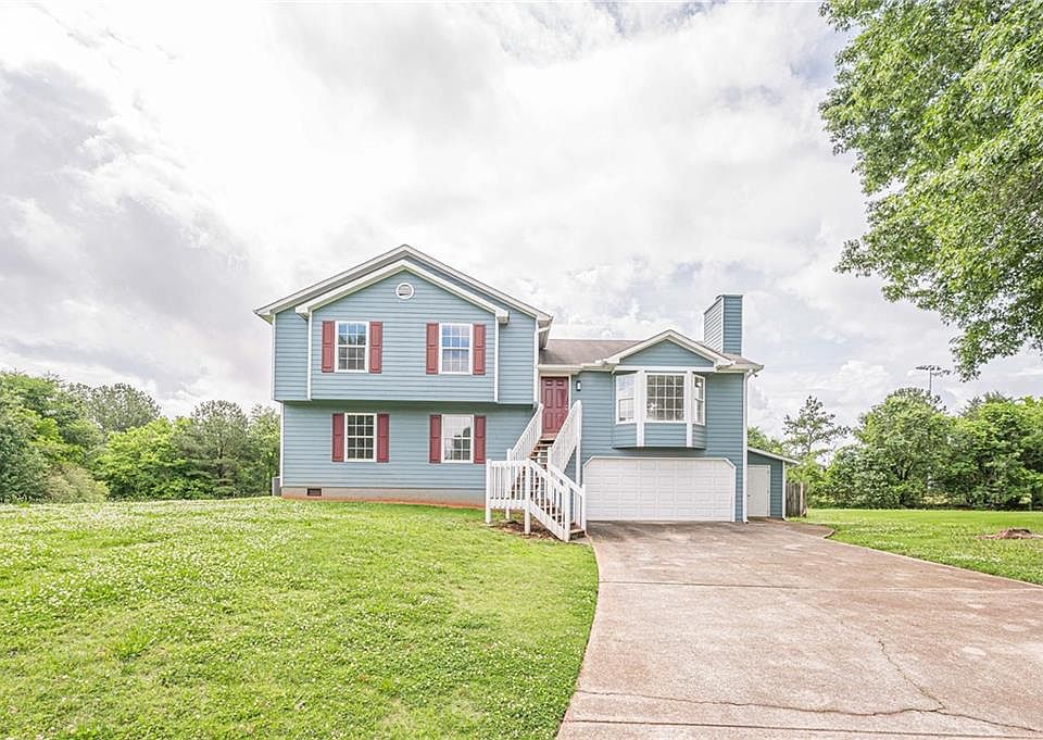 1st image of 33 Misty Ridge Dr