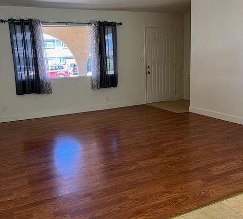 5th image of 16 E Manzanita Ln