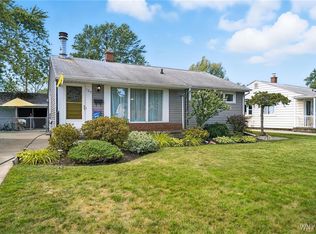 129 Bennington Rd, Amherst, NY 14226